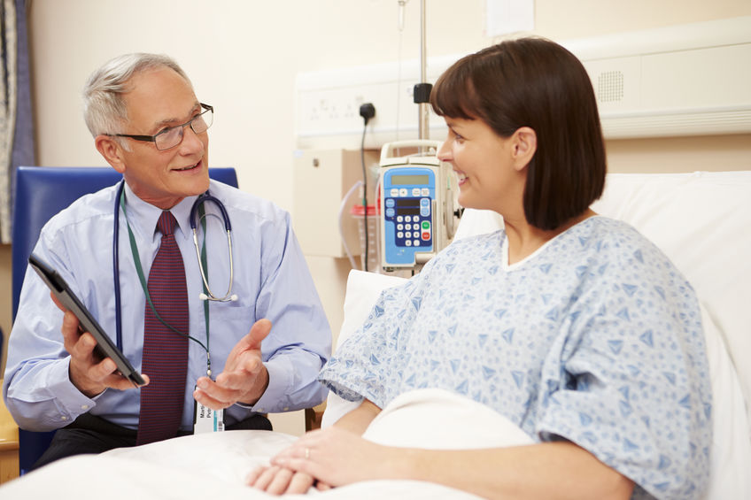 newport-center-surgical-Laparoscopic-vs-Traditional-Hysterectomy-Whats-The-Difference