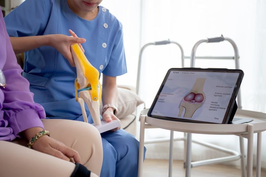 Newport-Center-Surgical-How-Robotic-Assisted-Technology-Maximizes-Surgical-Precision-In-Total-Joint-Replacement